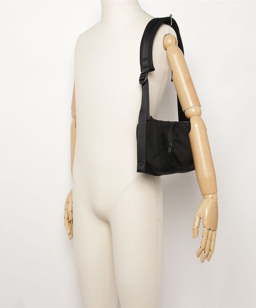 イ*ー様 【美品】Y-3 ショルダーバッグ　ウエストバッグ Y-3 ウエストポーチ CROSSBODY BAG メンズ レディース : ZOZOTOWN