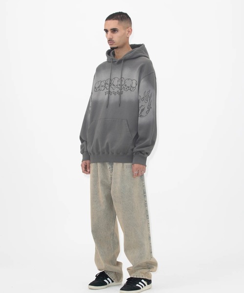 YESEYESEE グレー パーカー Lサイズ YESEYESEE（イエスアイシー） パーカー C-Logo Hoodie メンズ
