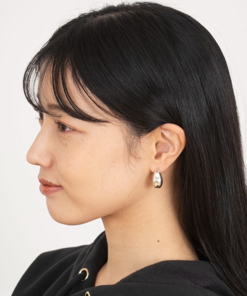 中で揺れる ラウンド ピアスwg ショパール風 凛 RIN ボディピアス 16G 軟骨ピアス 王冠 クラウン 揺れる ストレート