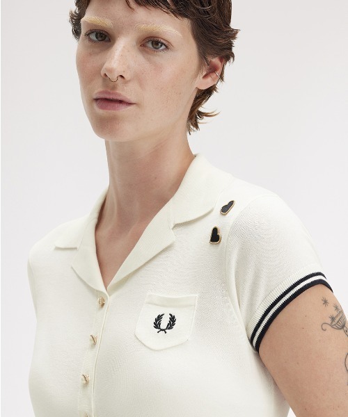 【なぴ】FRED PERRY AMYWINEHOUSE コラボ ポロシャツ 31QJNODFz3S._UY1000_.jpg