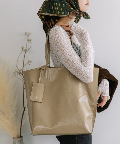 Beau're（ヴュレ） トートバッグ 「BEAURE」カウレザー A4トートバッグ