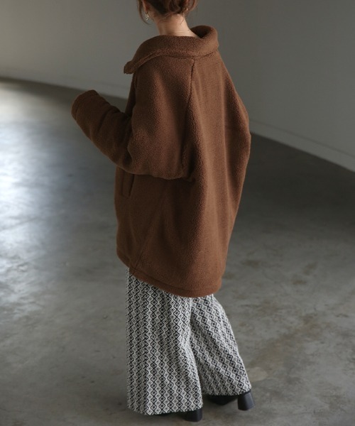 HUG.U（ハグユー） コート アウター 「 小顔 」 中綿ボアコート 