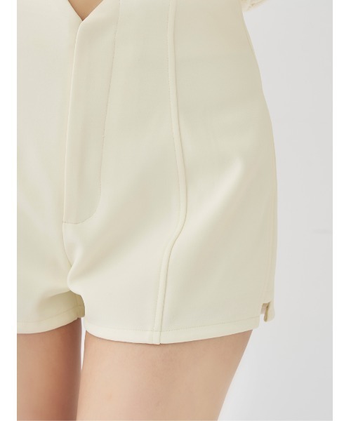 美品✨Darich ダーリッチ【総柄】【サイドファスナー】ショートパンツ Darich（ダーリッチ） パンツ サイドアップショートパンツ レディース