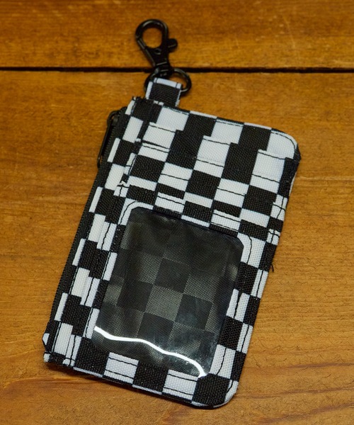 VANS（ヴァンズ） 財布 OFF THE WALL チェッカーフラッグ ジップ