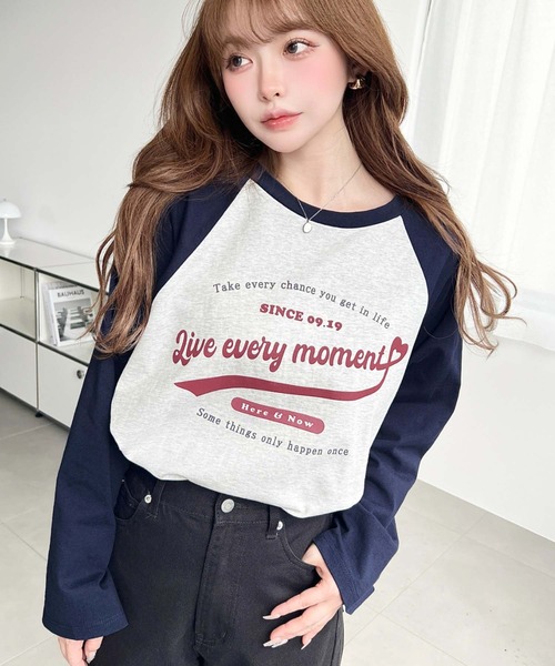 moment+ tシャツ 綿100％天竺.ラグランロゴプリントロンT レディース