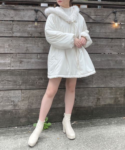 one way（ワンウェイ） ファー付きリボン中綿ダウンコート レディース