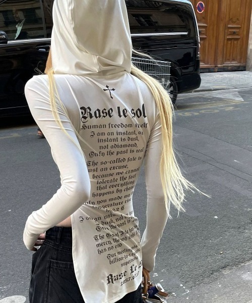 DIAVEL tシャツ バックプリントフード付きストレッチトップス／Y2K