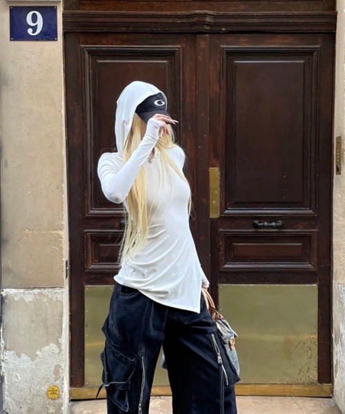 DIAVEL tシャツ バックプリントフード付きストレッチトップス／Y2K