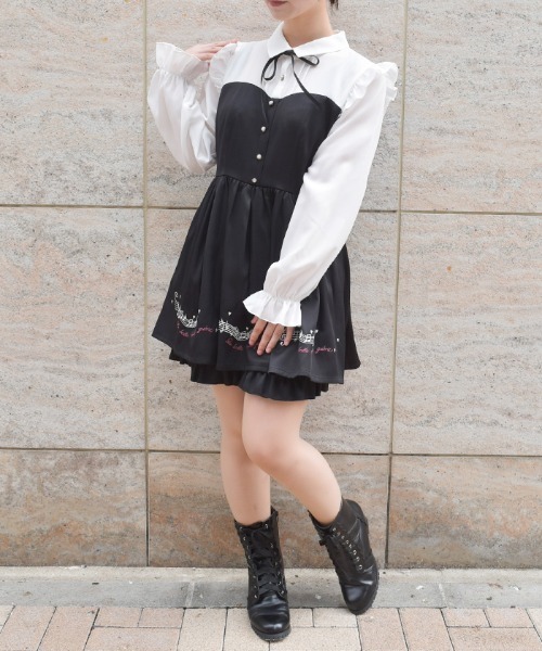 axes femme（アクシーズ ファム） ワンピース メロディー刺繍