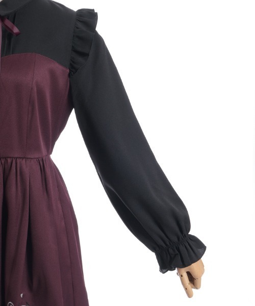 axes femme（アクシーズ ファム） ワンピース メロディー刺繍