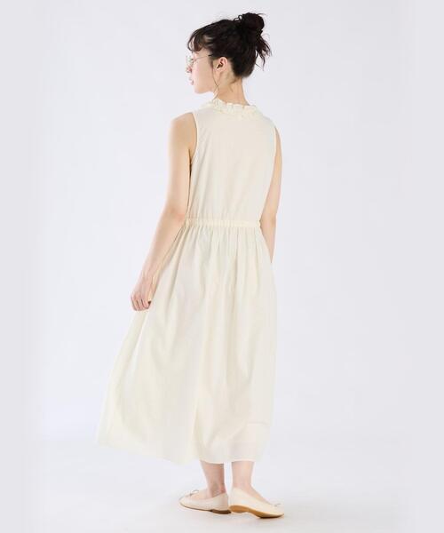 「To b. by agnes b.」 ノースリーブワンピース 36 ホワイト系その他 レディースの画像