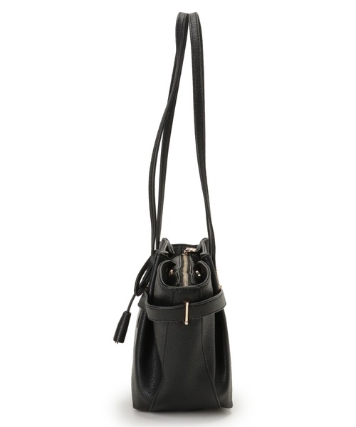 新品同様 GUESS ゲス ブラック レザー ショルダートートバッグ 黒 レディース GUESS（ゲス） トートバッグ YESBA Girlfriend Shoulder Satchel