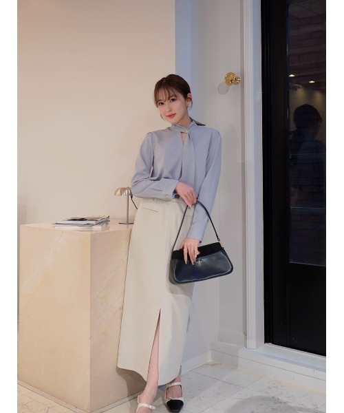 【定価以下】 Herlipto Front Slit Long Skirt Essentia］Front Slit Long Skirt