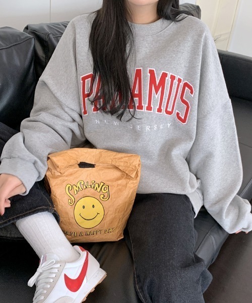 新品高評価 スウェット 配色刺繍 クルーネック スウェット(BE ZOZOTOWN PayPayモール店 - 通販 - PayPayモール PARAMUS MINNESOTA LOGO / パラマス ミネソタ アーチロゴ 最新作新品