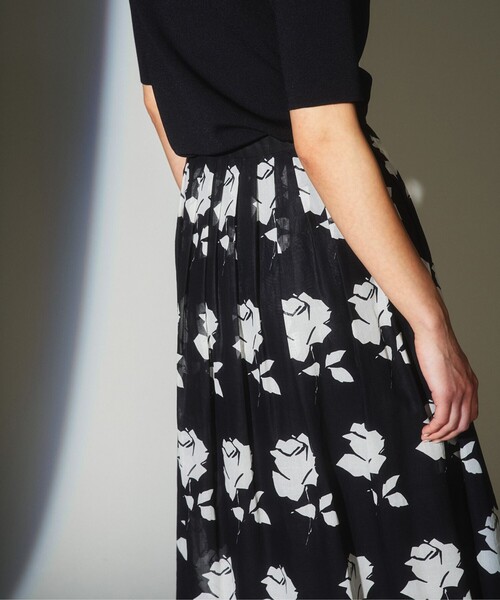 スカート ローズプリントオーガンスカート レディース : 61305491  