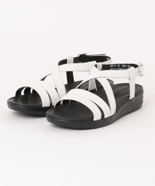 Piedi Nudi（ピエディヌーディ） 厚底 サンダル ボリューム レザー