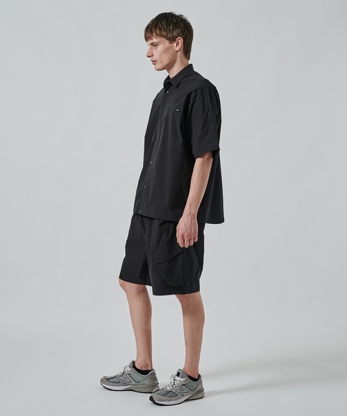 WHITE MOUNTAINEERING / 半袖シャツ/3/コットン/BLK/WR2371103 WHITE MOUNTAINEERING（ホワイトマウンテニアリング） シャツ 別注 BLK