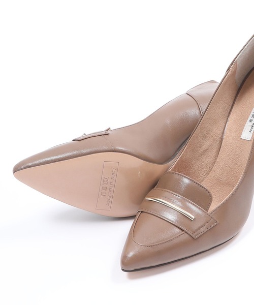 SEVEN TWELVE THIRTY（セヴントゥエルヴサーティ） パンプス モカ