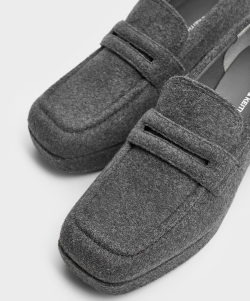 CHARLES ＆ KEITH（チャールズ&キース） ローファー プラットフォーム