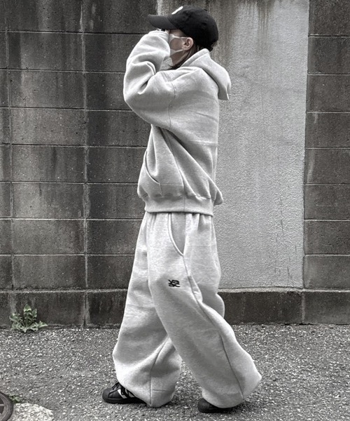 YACA（ヤーカ） スウェットパンツ ジャージ Logo Sweat Curve Pants