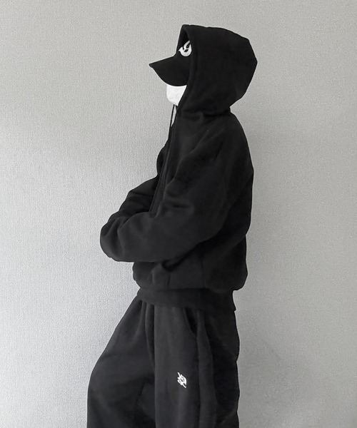 YACA（ヤーカ） スウェットパンツ ジャージ Logo Sweat Curve Pants