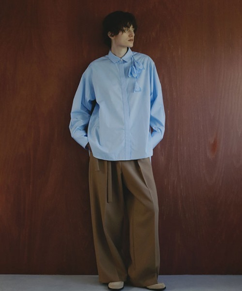 ETRE TOKYO（エトレトウキョウ） ブラウス シャツ SANTEフラワー