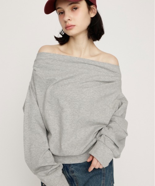 SLY（スライ） トレーナー スウェット TUCKED OFFSHOULDER TOPS オフ 