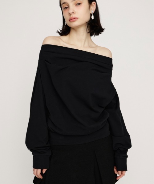 SLY（スライ） トレーナー スウェット TUCKED OFFSHOULDER TOPS オフ