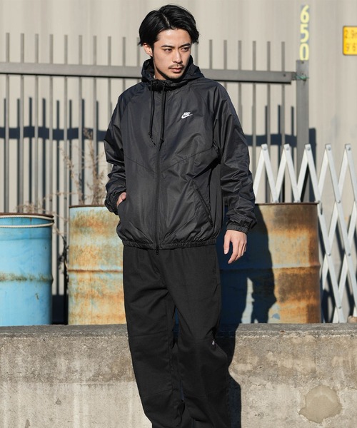 【値下げしました】ナイキ ナイロン ランニングジャケット 最終値下げ ナイキ NIKE ランニングウィンドブレーカー Nissy 西島隆弘