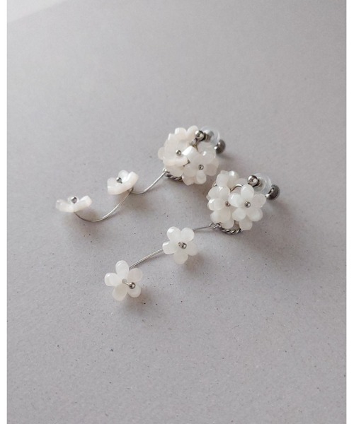 イヤリング 「推しに愛されるアクセサリー」こぼれる小花の2wayイヤリング（サージカルステンレス）(MA) レディース メンズ_5