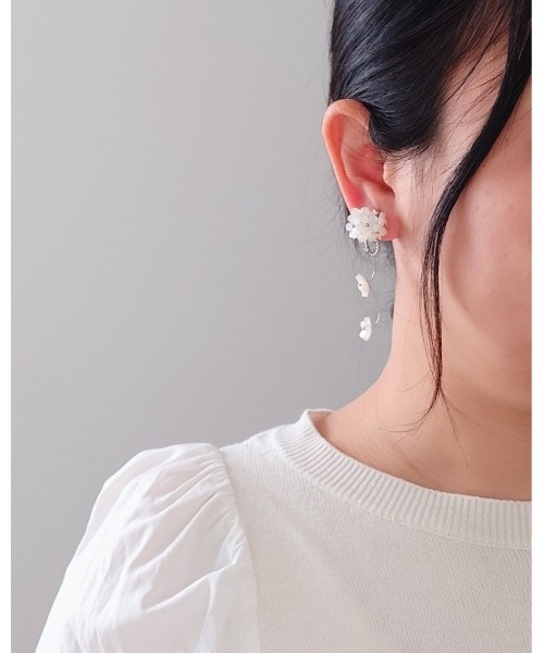 イヤリング 「推しに愛されるアクセサリー」こぼれる小花の2wayイヤリング（サージカルステンレス）(MA) レディース メンズ_21