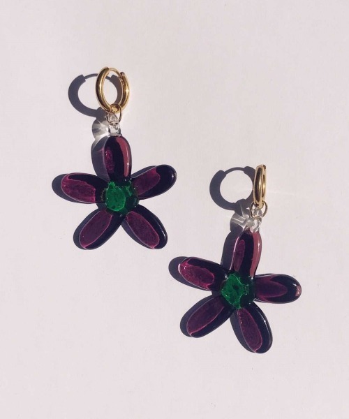 NINFA handmade（ニンファ ハンドメイド） ピアス Flower Hoops