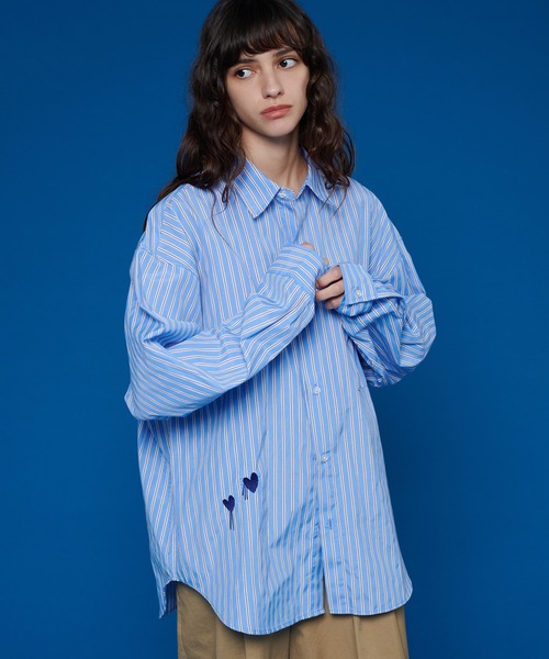 ONCILY（オンシェリー） シャツ HEART EMBROIDERY STRIPE SHIRT