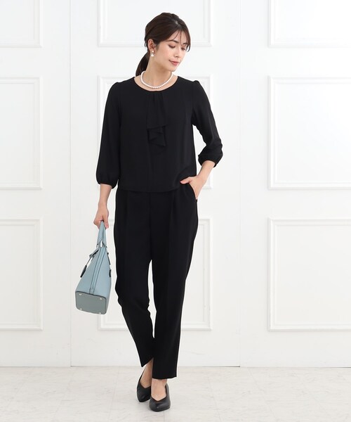 【夏SALE／フォーマルマシンウォッシュ可】フロントラッフルディティールブラウス Reflect ブラウス シャツ 「夏SALE／フォーマル/マシン