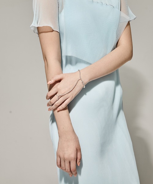MAISON SOIERIE メゾン・ソワリー チャンキー ブレスレット MAISON SOIERIE メゾン・ソワリー チャンキー ブレスレット