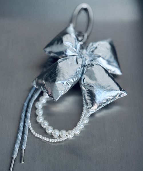 Y2K SYNAPSE FACTORY チャーム 「メタリック」ぷっくりリボンマルチ