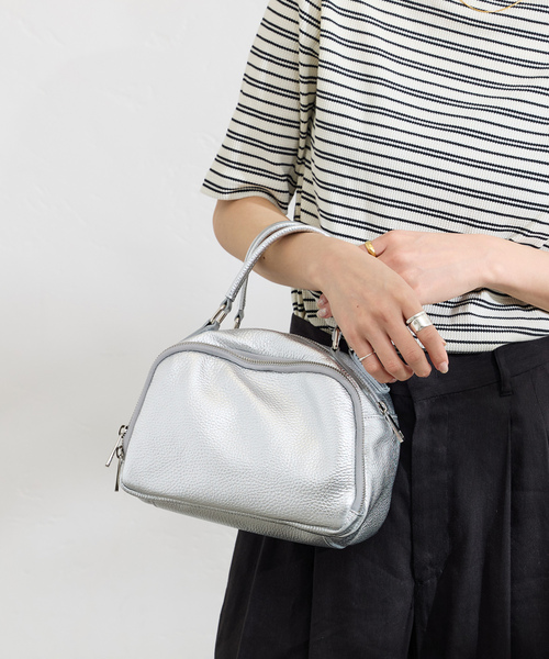 「AULENTTI」 2WAYバッグ FREE シルバー レディース_画像9