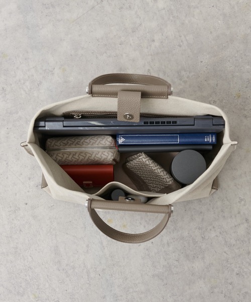 IACUCCI（イアクッチ） トートバッグ FREE グレイッシュベージュ