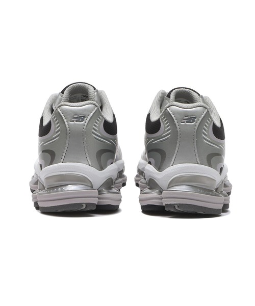 New Balance（ニューバランス） スニーカー 2000 U20003OZ メンズ 