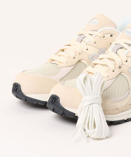「New Balance」 ローカットスニーカー 23cm オフホワイト レディースの画像