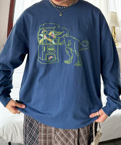 tシャツ カプセルトイを回したい恐竜刺しゅうロンTEE レディース | DOUBLE NAME | 15