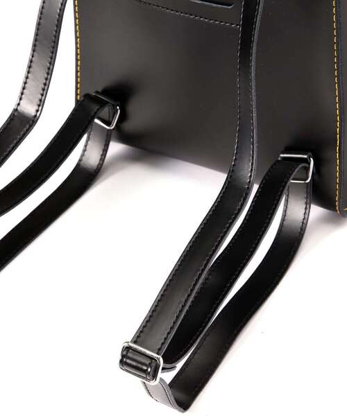【ヨシシ】【美品・ほぼ未使用】Dr. Martens バックパックリュック AC989007.80.jpg?$icon$