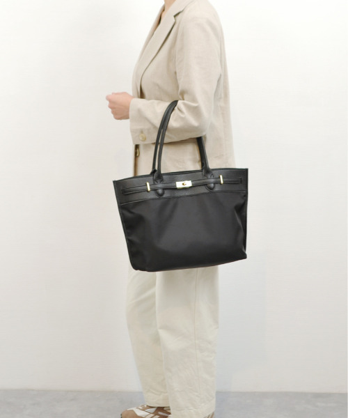 perche（ペルケ） トートバッグ perche / ナイロン牛革ヒネリ金具