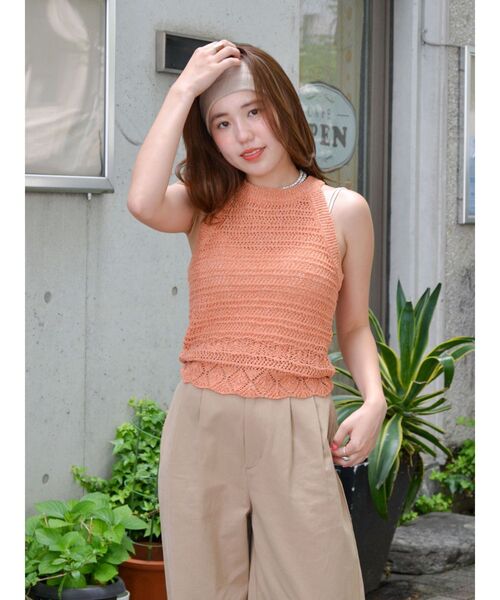 pinue アメスリニットタンク BROWN 肩周りをカリッと引き締め。アメスリニットタンク（タンクトップ
