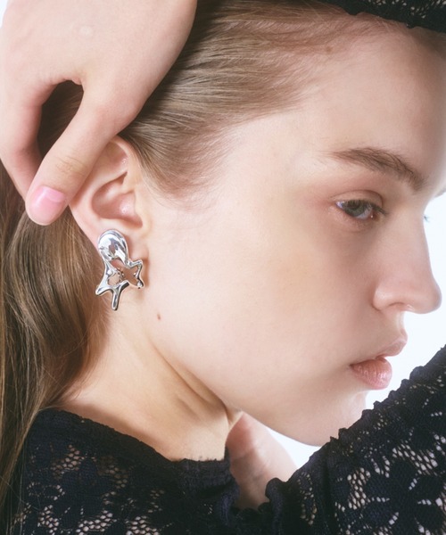 IRIS47（イリスフォーセブン） イヤリング 「IRIS 47」lilly earring