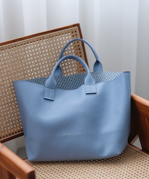 IACUCCI オペラ　トートバッグ　ライトブルー IACUCCI トートバッグ オペラ CERVO/STAMPA INTERNA レディース