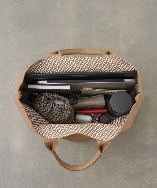 【IACUCCI】オペラ CERVO/STAMPA INTERNAトートバッグ 通勤に IACUCCI｜オペラ CERVO/STAMPA INTERNA | Rakuten Fashion(楽天