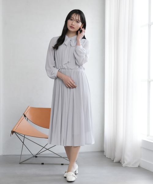 TRUDEA（トルディア） ワンピース ボウタイジョーゼットプリーツ