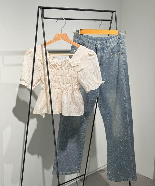 d.i.a　デニムパンツ　ジーンズ　スタッズ　ラメ　七分丈 d.i.a デニムパンツ ジーンズ スタッズ ラメ 七分丈 パンツ