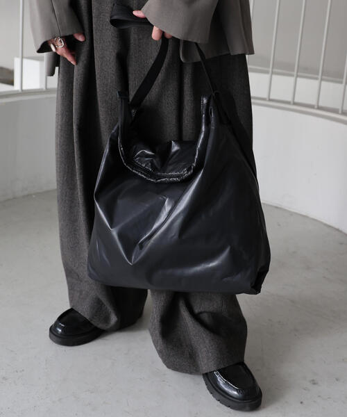 バッグ POMTATA FLYD WALLET SHOULDER BLACK タタのおすすめ人気商品一覧 通販 - Yahoo!ショッピング